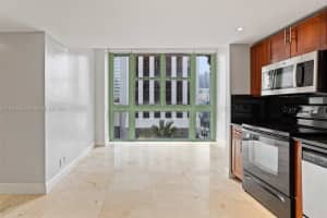 111 E Flagler St Apt 305, Miami, FL 33131, Sold 01/23/25