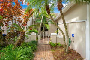 2461 E Aragon Blvd UNIT 3, Sunrise, FL 33313, Sold 03/13/25