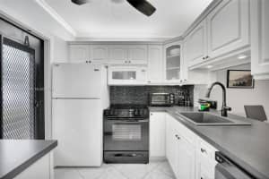 5003 NW 35th St #410, Lauderdale Lakes, FL 33319, Sold 11/19/24