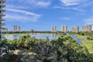 20000 E Country Club Dr APT 616, Aventura, FL 33180, Sold 07/07/25