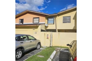 9660 Fontainebleau Blvd APT 10, Miami, FL 33172, Sold 01/22/25