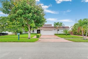 7220 SW 100th Ct, Miami, FL 33173, Sold 02/21/25