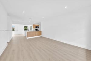 3291 NW 17th St, Fort Lauderdale, FL 33311, Sold 04/16/25