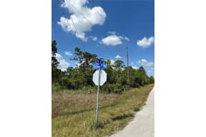 3200 36th St W Lehigh Acres, FL 33971 Sold 02/24/25