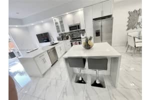 10953 NW 43rd Ln, Doral, FL 33178, Sold 11/27/24
