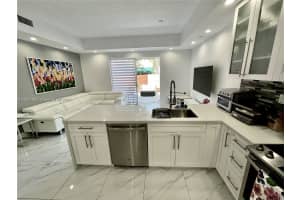10953 NW 43rd Ln, Doral, FL 33178, Sold 11/27/24