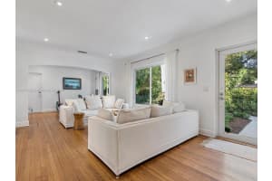 150 NW 98th St, Miami Shores, FL 33150, Sold 04/14/25
