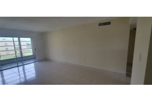 8285 Sunrise Lakes Blvd APT 308, Sunrise, FL 33322, - MLS#A11677224