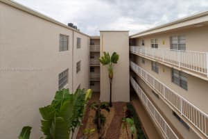 7785 SW 86th St, Miami, FL 33143, Sold 11/29/24