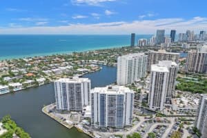 20505 E Country Club Dr APT 938, Aventura, FL 33180, Sold 03/28/25