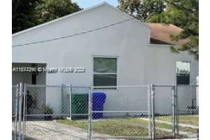 2537 SW 10th St, Miami, FL 33135, Sold 03/17/25