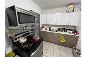 2537 SW 10th St, Miami, FL 33135, Sold 03/17/25