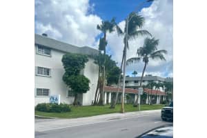 15225 NE 6th Ave APT B312, Miami, FL 33162, Sold 01/15/25