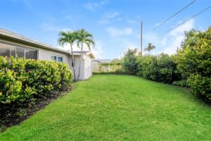 9565 NW 26th St, Sunrise, FL 33322, Sold 11/25/24