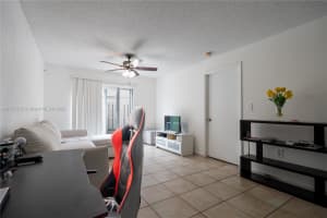 10888 NW 8th St # 5-L, Pembroke Pines, FL 33026, Sold 11/25/24