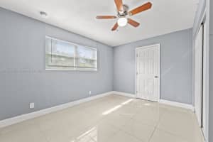 1601 NW 15th St, Fort Lauderdale, FL 33311, Sold 12/09/24