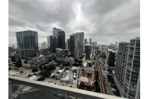 92 Sw 3rd 3605, Miami