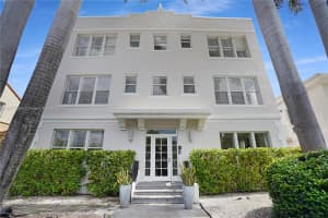 1027 Pennsylvania Ave APT 306, Miami Beach, FL 33139, Sold 11/27/24