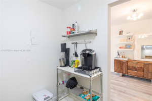 730 Pennsylvania Ave APT 302, Miami Beach, FL 33139, Sold 04/25/25