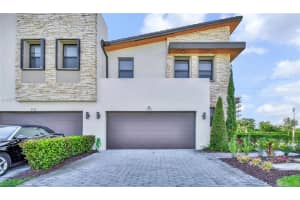 8142 NW 105th Ct, Doral, FL 33178, Sold 01/31/25