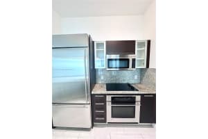 950 Brickell Bay Dr APT 5303, Miami, FL 33131, Sold 11/26/24