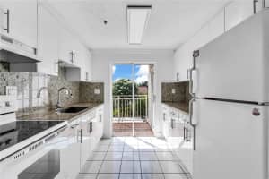 6350 W 22nd Ct APT 208, Hialeah, FL 33016, Sold 12/30/24
