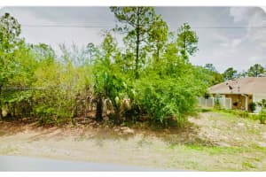 22 Frankford Ln Palm Coast, FL 32137 Sold 12/05/24