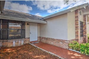 10161 NW 32nd St, Sunrise, FL 33351, Sold 10/21/24