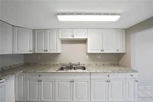 10090 NW 80th Ct APT 1325, Miami Lakes, FL 33016, Sold 03/27/25