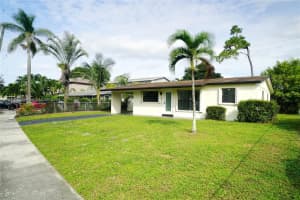 3711 NW 7th Pl, Fort Lauderdale, FL 33311, Sold 12/16/24