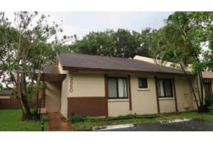 9660 NW 15th Ct, Pembroke Pines, FL 33024, Sold 02/03/25