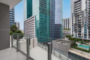 300 Biscayne Blvd Way 4609, Miami