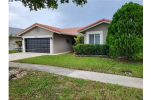 10141 SW 16th Ct, Davie, FL 33324, Sold 11/21/24