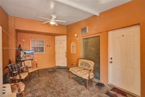 1100 W 40th St #36, Hialeah, FL 33012, Sold 12/24/24