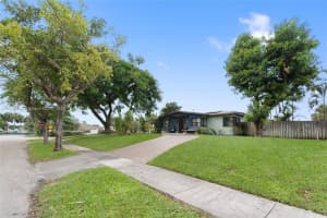 1619 NE 169th St, North Miami Beach, FL 33162, Sold 05/01/25