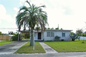 885 Halstead St, Deltona, FL 32725, Sold 12/26/24
