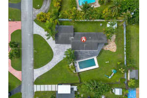10265 SW 111th St, Miami, FL 33176, Sold 11/12/24