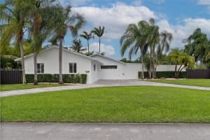 10265 SW 111th St, Miami, FL 33176, Sold 11/12/24