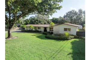 9525 SW 79th Ct, Miami, FL 33156, Sold 11/27/24