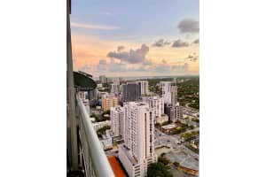 690 SW 1st Ct, Miami, FL 33130, Sold 03/10/25