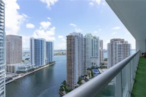 495 Brickell Ave 2704, Miami
