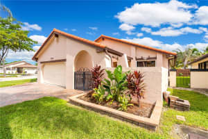 17353 NW 62nd Pl, Hialeah, FL 33015, Sold 12/06/24