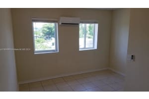 1021 NW 3rd St APT 104, Miami, FL 33128, Sold 02/03/25