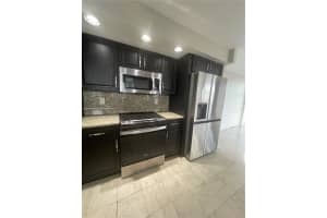 1000 Parkview Dr 920, Hallandale Beach