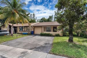 9310 E Daffodil Ln, Miramar, FL 33025, Sold 12/23/24