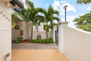 3005 NW 35th Terrace, Lauderdale Lakes, FL 33311, Sold 12/19/24