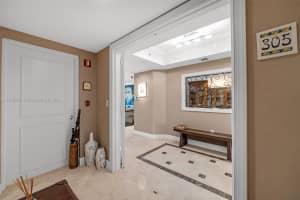 765 Crandon Blvd APT 305, Key Biscayne, FL 33149, - MLS#A11678581