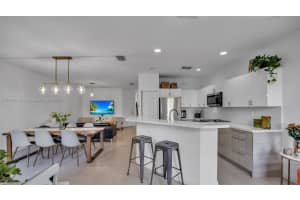 7504 NW 108th Path #7504, Doral, FL 33178, Sold 12/12/24