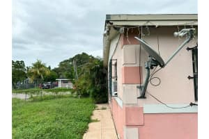 3800 NW 208th St, Miami Gardens, FL 33055, Sold 12/12/24