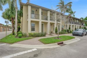 14706 SW 12th St, Pembroke Pines, FL 33027, Sold 11/14/24
